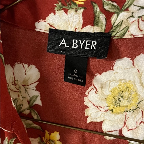 A. Byer Women's Red Floral Button Down Shirt - Picture 2 of 3